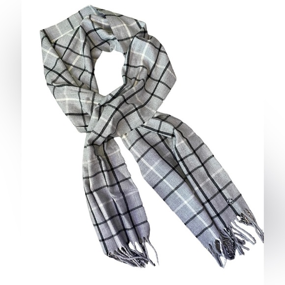 Calvin Klein Gray Flannel Scarf - Picture 5 of 8